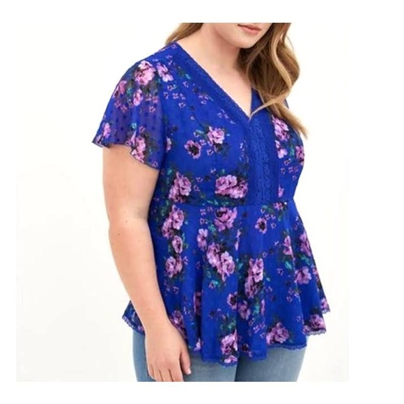 Torrid, plus size 2x, blouse - Picture 2 of 2